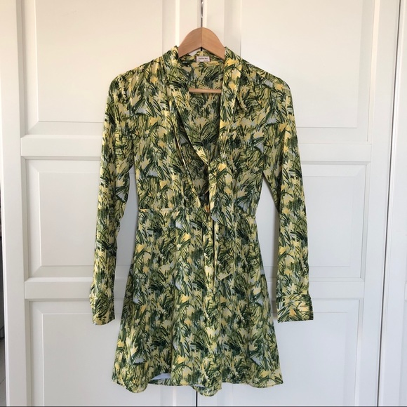 2/$30 Aritzia Sunday Best Veronica Dress XS - Picture 1 of 14